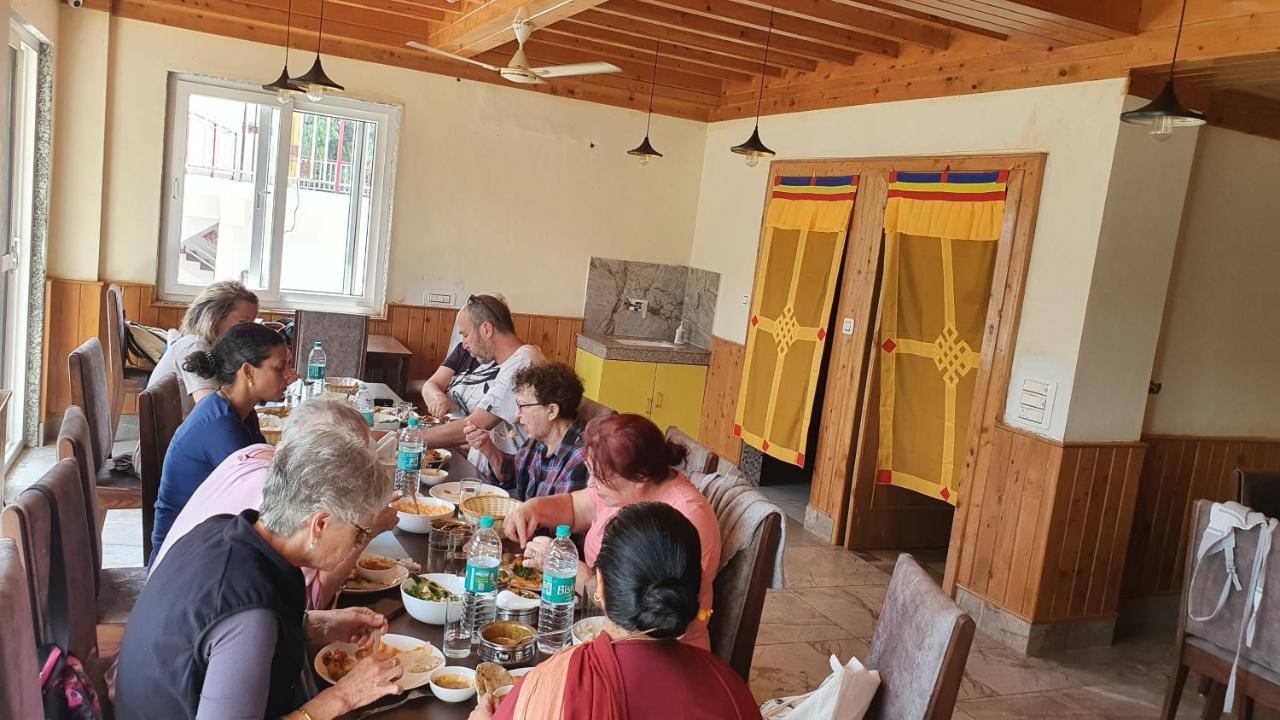 Nomadic Inn Dharamshala Exterior foto