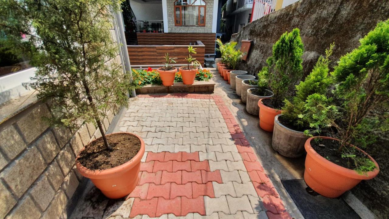 Nomadic Inn Dharamshala Exterior foto